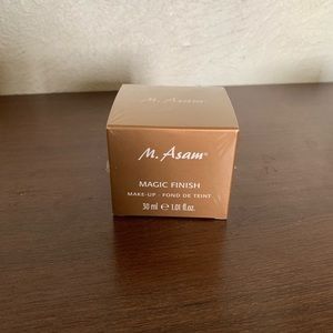 M. Asam Magic Finish Make-up 1.01 fl. Oz Sealed